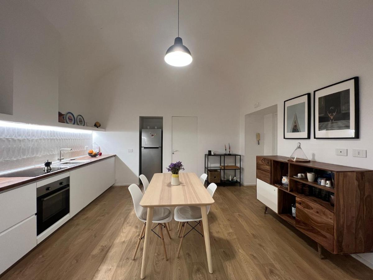 Ferienwohnung La Finestra Su Chiaia Neapel Exterior foto